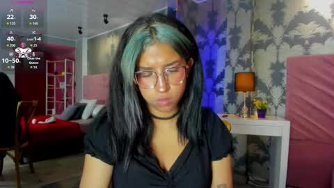 Snapshot of karin_ks chatting on November 22, 7:35 pm Karina online show from November 22, 7:35 pm