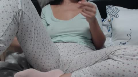 Snapshot of karin_lover chatting on October 6, 5:49 am You can call me K  online show from October 6, 5:49 am