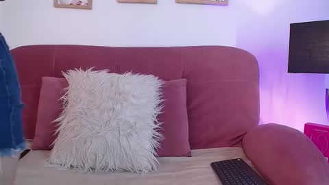 Snapshot of karina2smith chatting on October 24, 4:47 pm karina online show from October 24, 4:47 pm