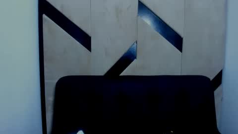 Snapshot of karina_aurora chatting on February 15, 12:22 pm karina_aurora online show from February 15, 12:22 pm