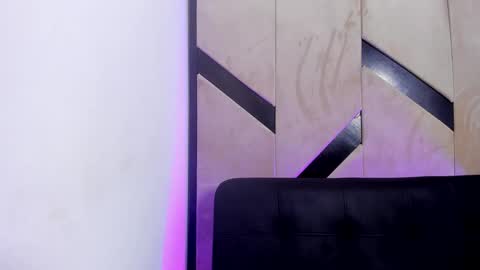 Snapshot of karina_aurora chatting on March 8, 9:39 am karina_aurora online show from March 8, 9:39 am