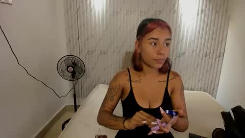 karina_aurora online show from January 16, 3:43 am