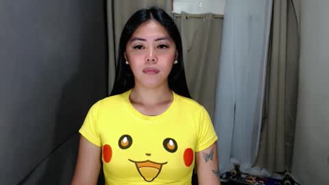 I AM BELLE online show from April 29, 6:03 pm