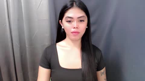 I AM BELLE online show from May 21, 7:15 am