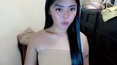 I AM BELLE online show from June 12, 3:00 pm