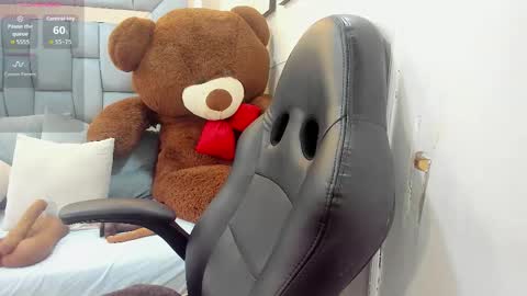 Karina online show from October 28, 12:19 pm