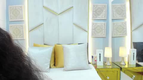 karinaacox online show from April 30, 12:22 pm