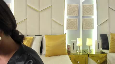 Snapshot of karinaacox chatting on May 5, 12:35 pm karinaacox online show from May 5, 12:35 pm