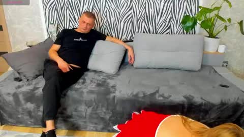 Snapshot of karinadeniss chatting on December 24, 5:13 pm Onlyfans cute valerri Real Nme Valerri online show from December 24, 5:13 pm