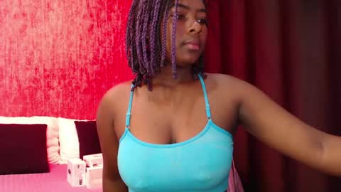 Im Karina online show from April 15, 1:51 pm