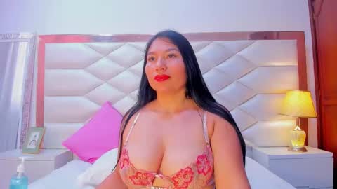 Karina Gomez online show from October 13, 1:55 pm