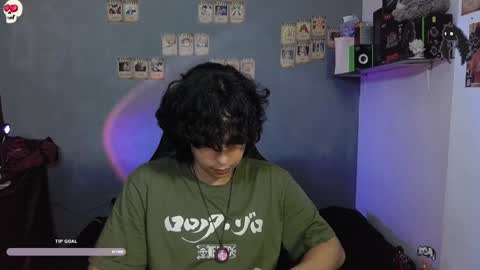 Snapshot of kariozzz chatting on January 5, 1:03 am call me kai 3 online show from January 5, 1:03 am