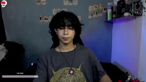 Snapshot of kariozzz chatting on January 9, 8:33 pm call me kai 3 online show from January 9, 8:33 pm