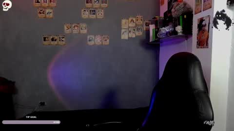 Snapshot of kariozzz chatting on January 11, 2:52 am call me kai 3 online show from January 11, 2:52 am