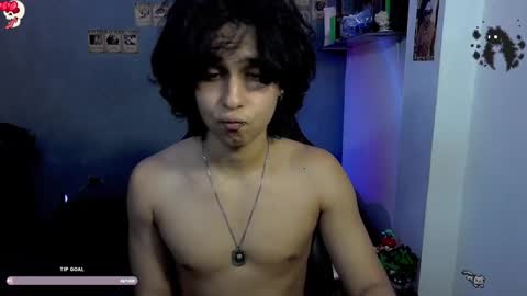 Snapshot of kariozzz chatting on January 12, 11:58 pm call me kai 3 online show from January 12, 11:58 pm