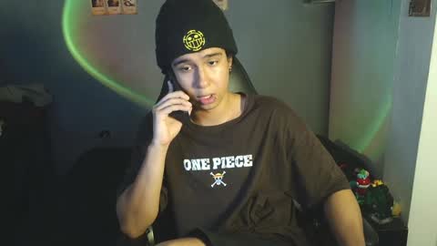 Snapshot of kariozzz chatting on February 9, 12:28 am call me kai 3 online show from February 9, 12:28 am