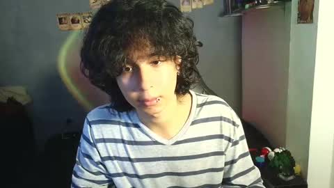 Snapshot of kariozzz chatting on February 10, 12:50 pm call me kai 3 online show from February 10, 12:50 pm