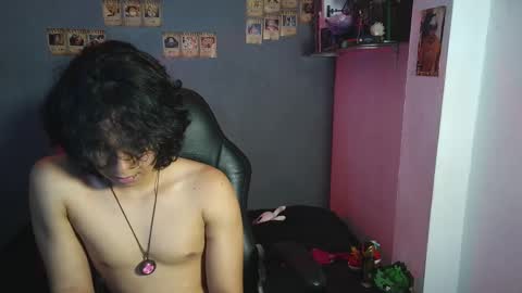 Snapshot of kariozzz chatting on February 12, 7:02 pm call me kai 3 online show from February 12, 7:02 pm