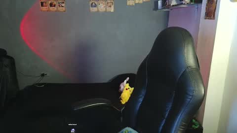 Snapshot of kariozzz chatting on February 20, 7:52 pm call me kai 3 online show from February 20, 7:52 pm