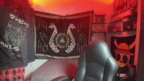 Snapshot of kariozzz chatting on October 17, 6:54 pm call me kai 3 online show from October 17, 6:54 pm