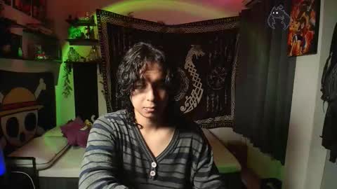 Snapshot of kariozzz chatting on October 31, 2:40 pm call me kai 3 online show from October 31, 2:40 pm