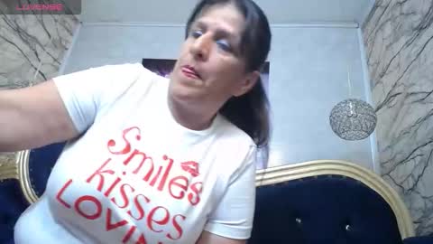 Snapshot of karito_mature17 chatting on October 2, 11:17 am Karito online show from October 2, 11:17 am