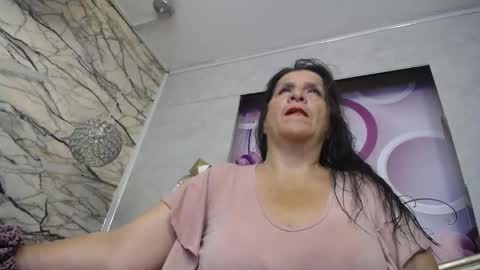 Snapshot of karito_mature17 chatting on April 25, 11:24 am Karito online show from April 25, 11:24 am