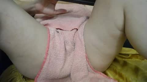 Snapshot of karito_mature17 chatting on April 25, 1:41 pm Karito online show from April 25, 1:41 pm