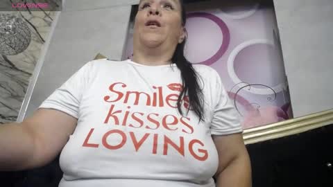 Snapshot of karito_mature17 chatting on May 5, 11:18 am Karito online show from May 5, 11:18 am
