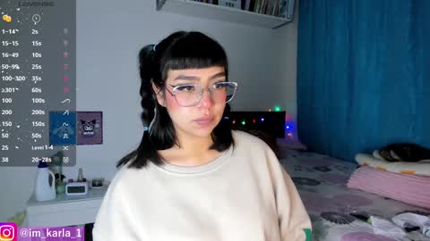 Snapshot of karla__1 chatting on January 13, 3:01 am Ill be on at sunday see u Lynn Could u help me to reach 100 Thmbs upp plssss Independent girl 3 online show from January 13, 3:01 am