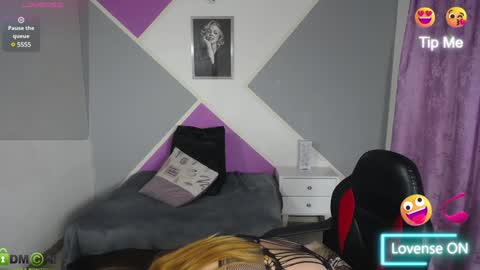 Snapshot of karla_charloby chatting on January 30, 8:21 pm Karla online show from January 30, 8:21 pm