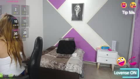 Snapshot of karla_charloby chatting on February 17, 5:10 pm Karla online show from February 17, 5:10 pm