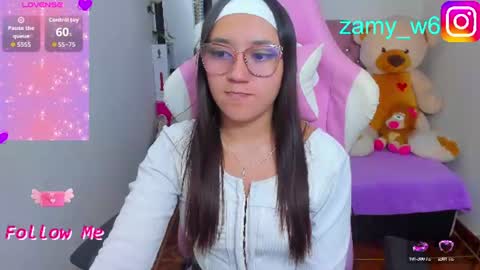 Snapshot of karla_cutee1 chatting on June 12, 5:17 am karla online show from June 12, 5:17 am