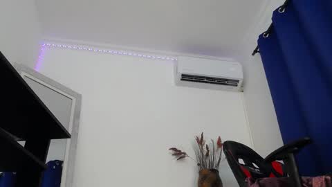 DIOR  online show from February 7, 9:16 am