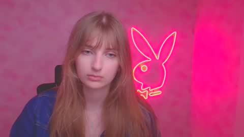 Snapshot of karla_flower chatting on September 10, 11:21 am Karla online show from September 10, 11:21 am