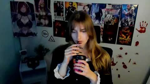 Snapshot of karla_flower chatting on November 2, 1:13 pm Karla online show from November 2, 1:13 pm