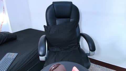 karla_hilton1 online show from December 13, 7:53 pm