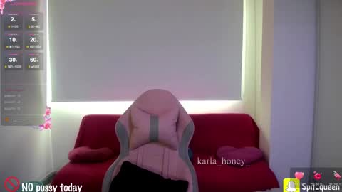 Snapshot of karla_honey_ chatting on October 30, 4:30 pm Karla online show from October 30, 4:30 pm