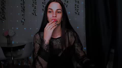 karla_lim online show from February 3, 9:50 pm