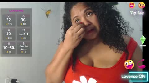 Snapshot of karla_rodriguez0 chatting on May 4, 4:25 pm Karla online show from May 4, 4:25 pm