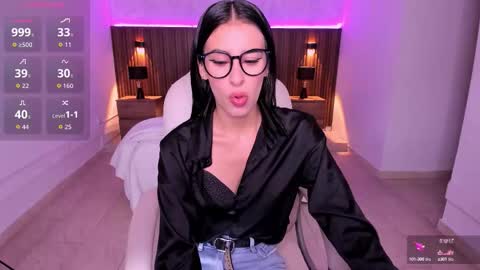 Snapshot of karlaa_james chatting on October 11, 11:09 am Karlaa  online show from October 11, 11:09 am