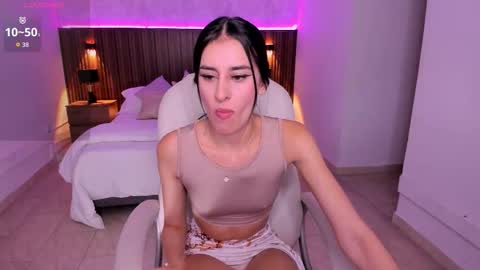 Snapshot of karlaa_james chatting on October 15, 10:59 am Karlaa  online show from October 15, 10:59 am