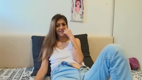 Snapshot of karladreamssex chatting on November 15, 8:55 am Crystyna online show from November 15, 8:55 am