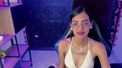 karlaslutskinny__ online show from July 11, 10:22 pm