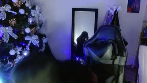 karlavittar online show from December 2, 12:54 pm