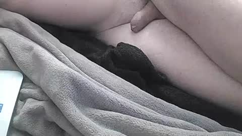 Snapshot of karledgar33 chatting on January 27, 7:24 am Karl online show from January 27, 7:24 am