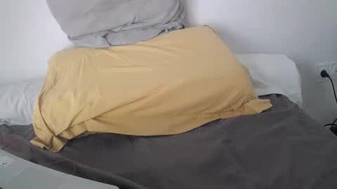 Snapshot of karledgar33 chatting on February 24, 7:22 am Karl online show from February 24, 7:22 am