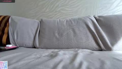 Olivia online show from March 1, 9:33 am