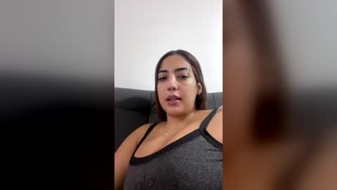 Snapshot of karlla_brown chatting on July 9, 11:47 am karlla_brown online show from July 9, 11:47 am