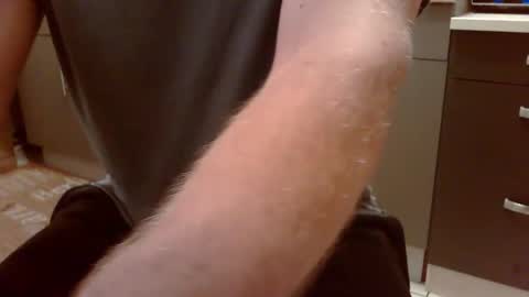 Snapshot of karlodi chatting on October 1, 4:13 pm Kev online show from October 1, 4:13 pm